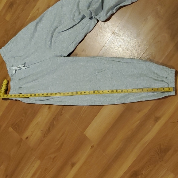 🌷Grey Sweatpants - Picture 7 of 8